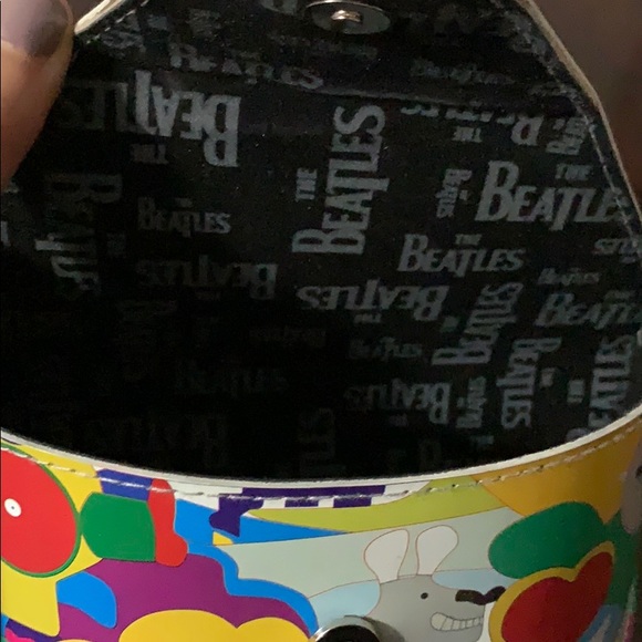 The Beatles Eyewear Yellow SubmarineColl Case - Picture 7 of 7